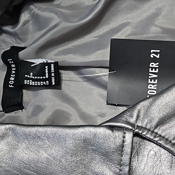 Faux Leather Metallic Jacket - Picture 6 of 7